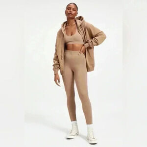 NWT GOOD AMERICAN Essential Scoop  Bra 1/S